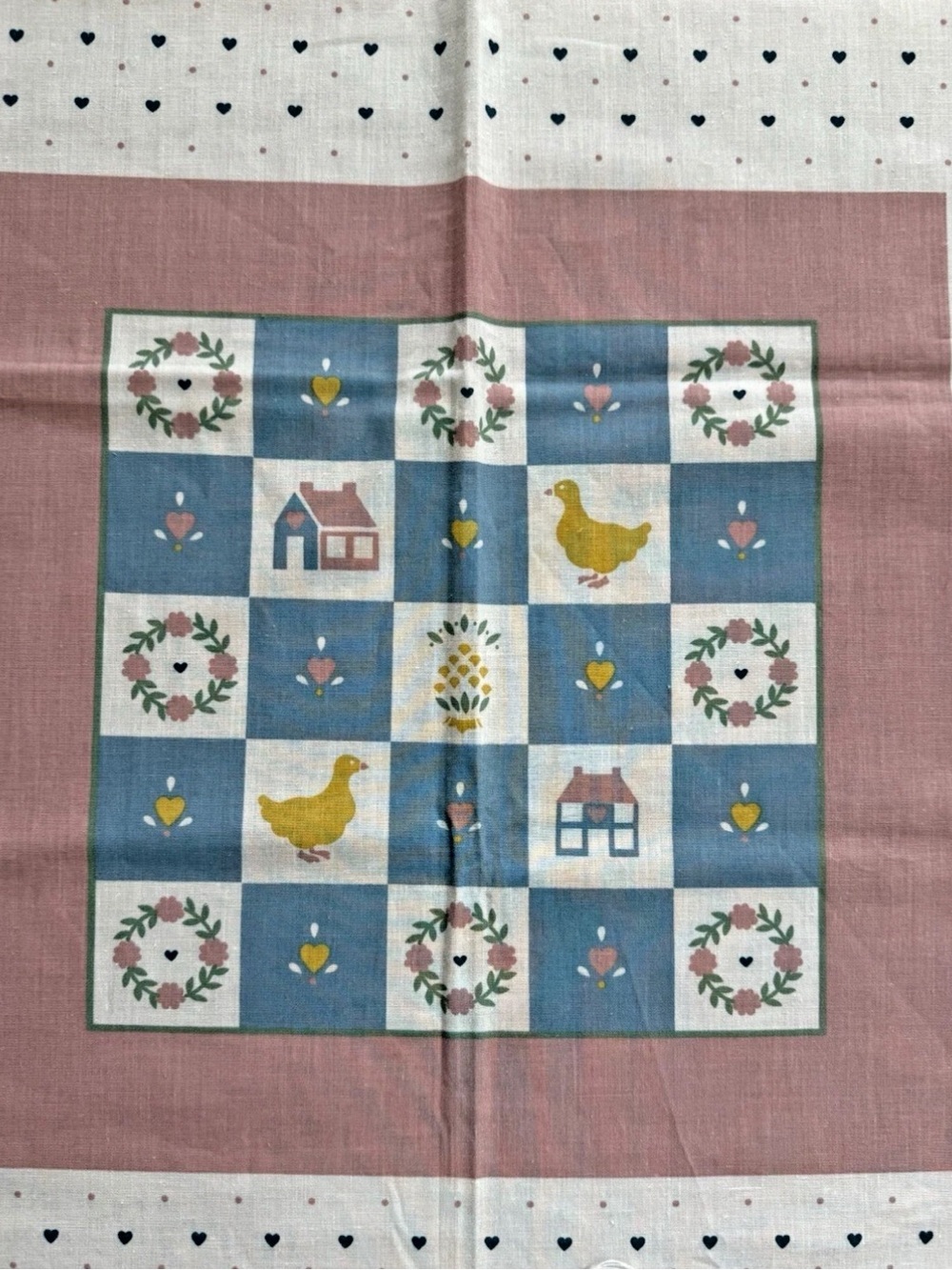VTG Cuddle Prints Fabri-Quilt Goose Cheater Quilting Cotton Squares 1 yard + 16"